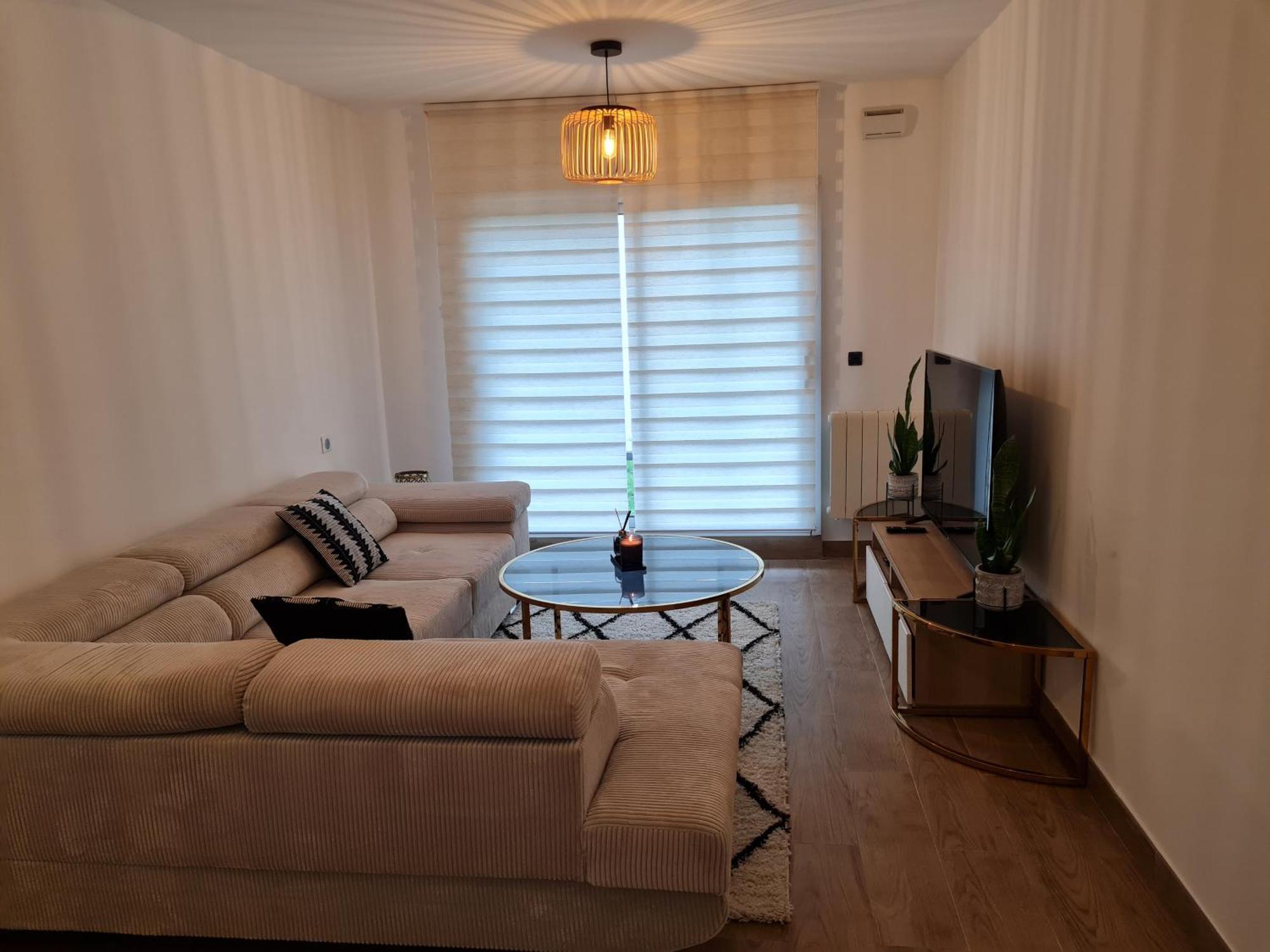 Happy Apartment *